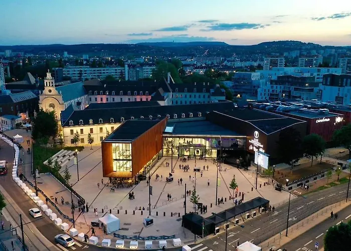 Le Sweet 70's : Au Coeur Du Centre Historique